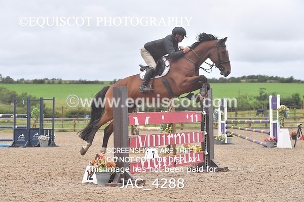 JAC_4288 - CLASS 7 Senior Foxhunter/ 1.20m Open