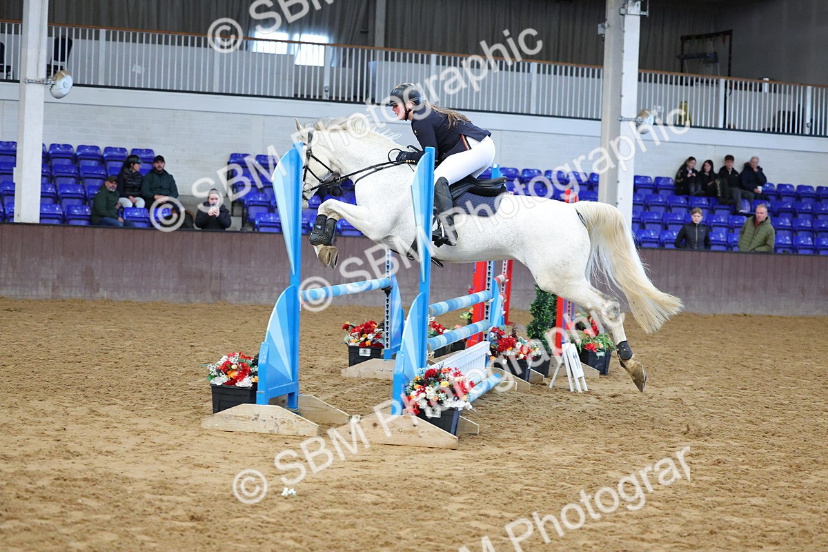 SBM_005350 - Class 22 - Bliss of London Novice Winter Championship Qualifier 90cm