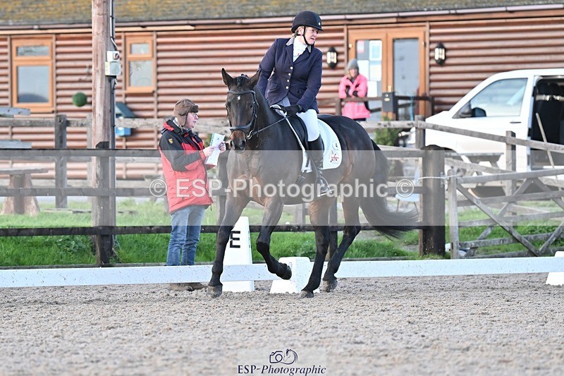 231105-160953-04038 - Cls 4 Novice 24 15.24 to 16.35 break