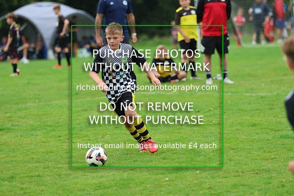 533A8884 - Kendal United