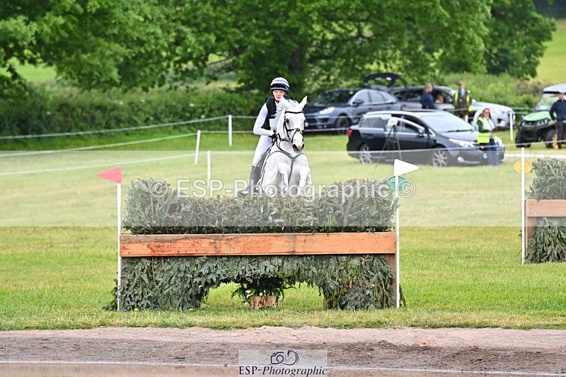 250524A-104405-09381 - A-063-Elizabeth.Barratt-RIDE.FOR.THAIS.CHAMAN.DUMONTCEAU