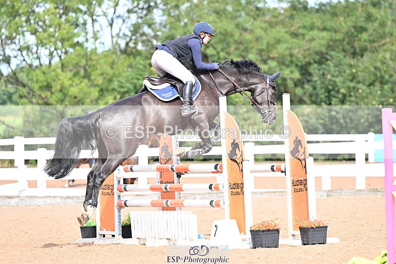 240912A-112746-01194 - Cls 9 Snr Discovery and 1m Open