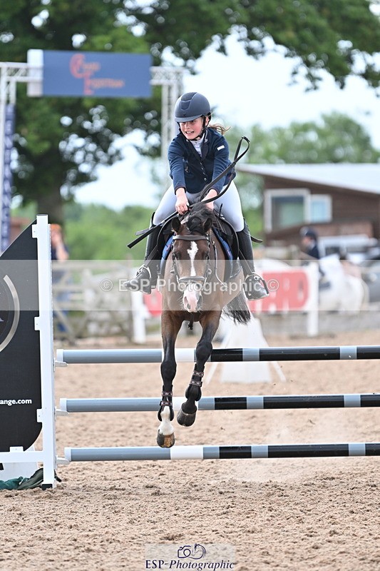 240628A-170128-01609 - Cls 5 Stepping Stones 128cm + 138cm