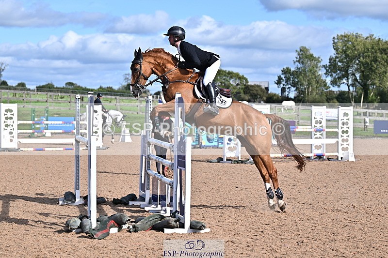 260923B-151735-00951 - Cls 06 Snr Fox & 1.20m Open