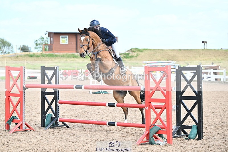 240605A-153950-00924 - Cls 5 Foxhunter and 1.20m Open