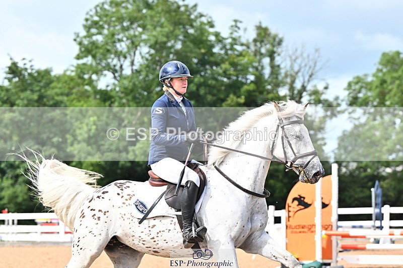 240723A-164135-00212 - 70cm