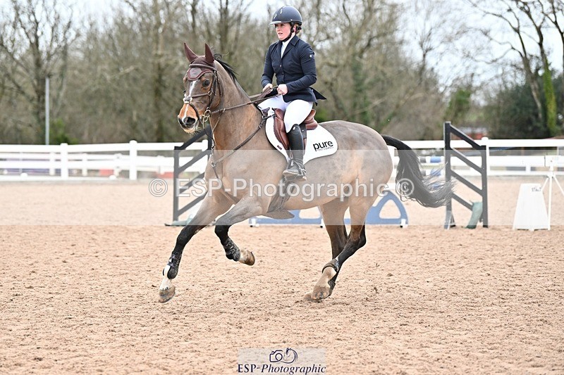 250112-114024-01105 - Cls 19 Snr 1.05m Open