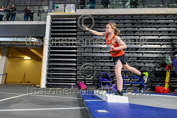 AgeInd25SUN-923078 - Field Male