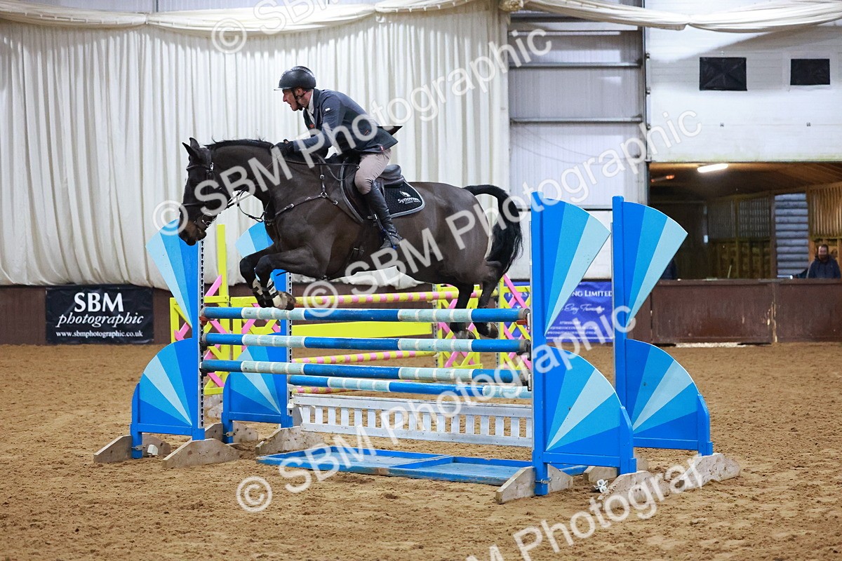 SBM_002572 - Class 5 - Senior Foxhunter 1.20m