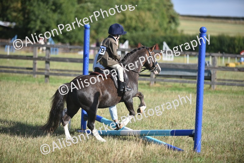 20260906-0582 - Class 6 - Minimus Jumping