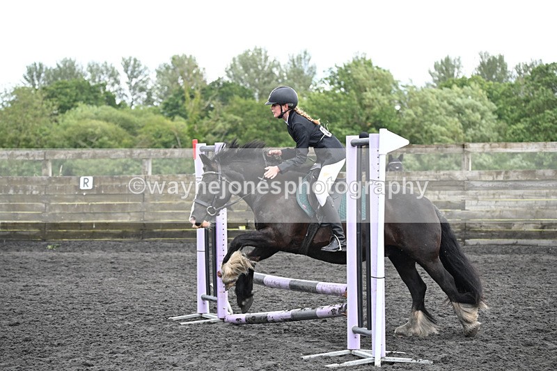 WJ6_0110 - Class 13 Novice 60cm