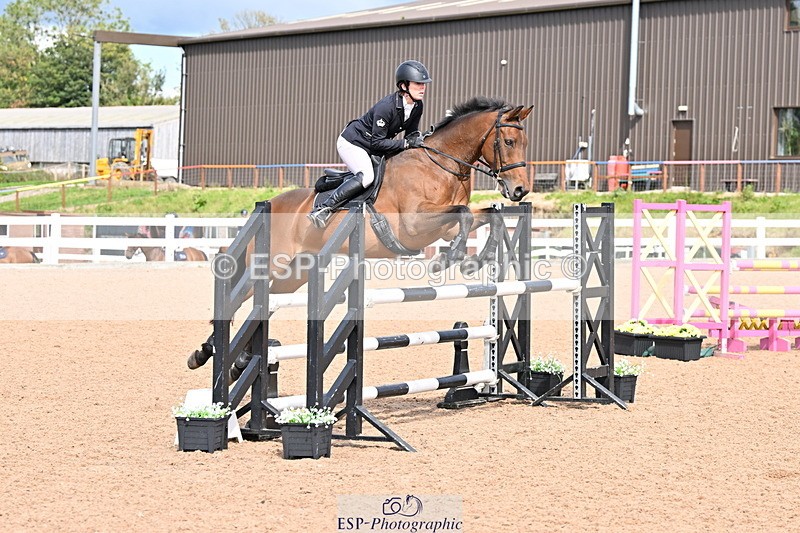 240912A-142715-01979 - Cls 12 1.05m Amateur Qualifier