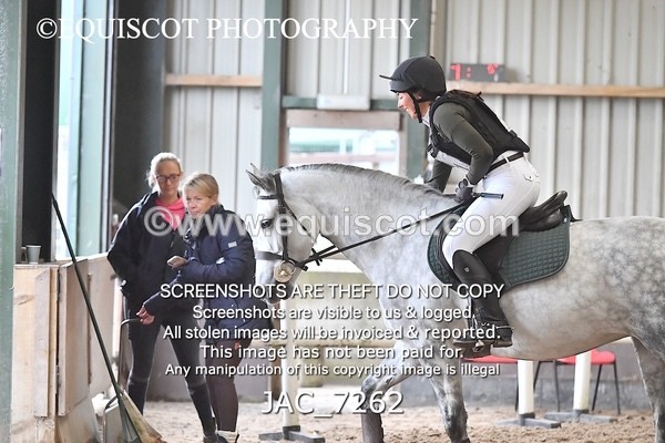 JAC_7262 - Class 1 Arena Eventing 0.60m