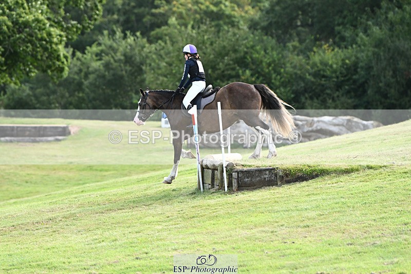 240825X-110200-31939 - 70cm XC 11.00 to 12.00