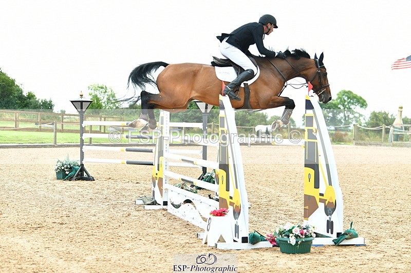 230723A-095824-10724 - Cls 4, 2 Star Small 1.30m