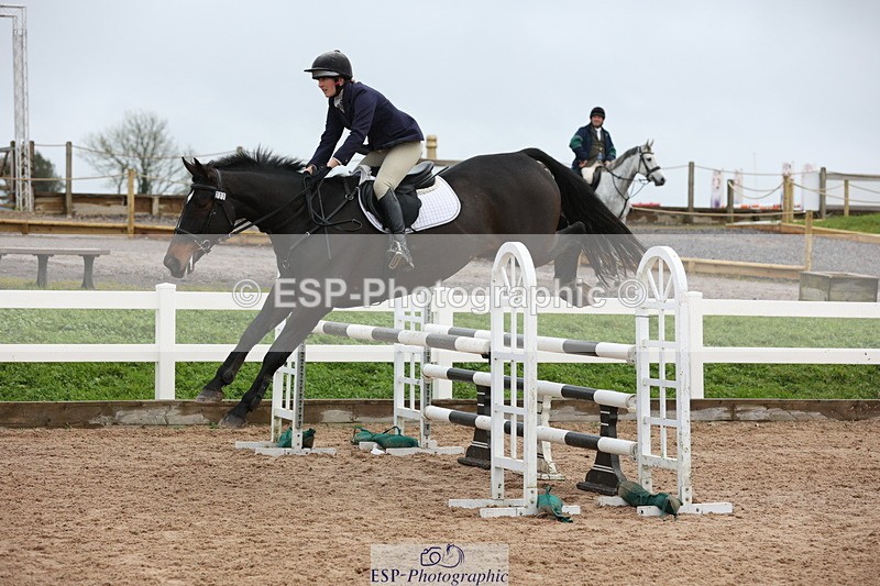 231112A-123957-04119 - Cls 19 Snr 1.05m Open