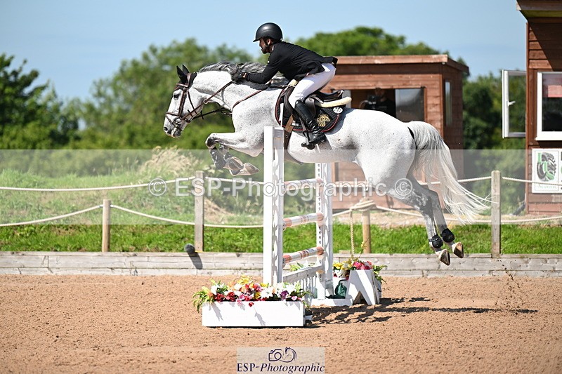 240718A-113432-04808 - Cls 1, 3 Star Small Tour 1.35m