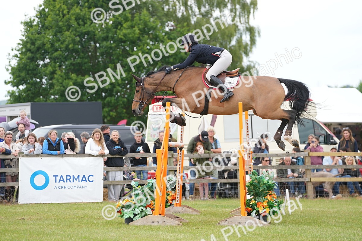 SBM_06437 - Class 202 - National 1.40m Open