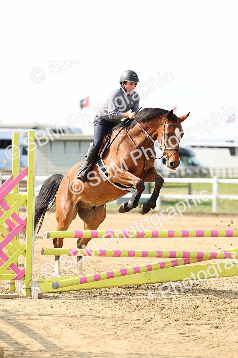 SBM_003858 - Class 15 - Clear Round