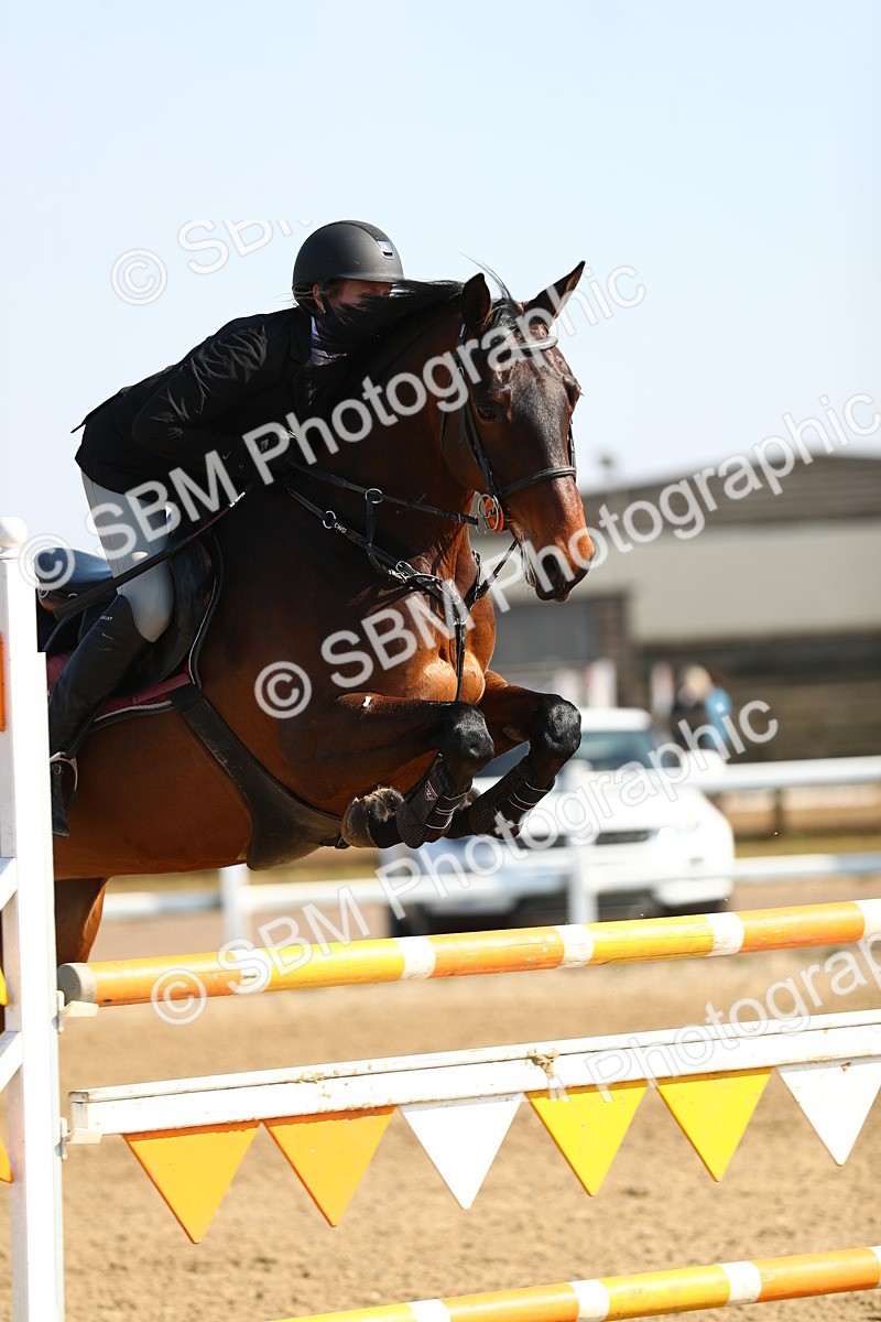 SBM_001268 - Class 5 - Senior Foxhunter - 1.20m