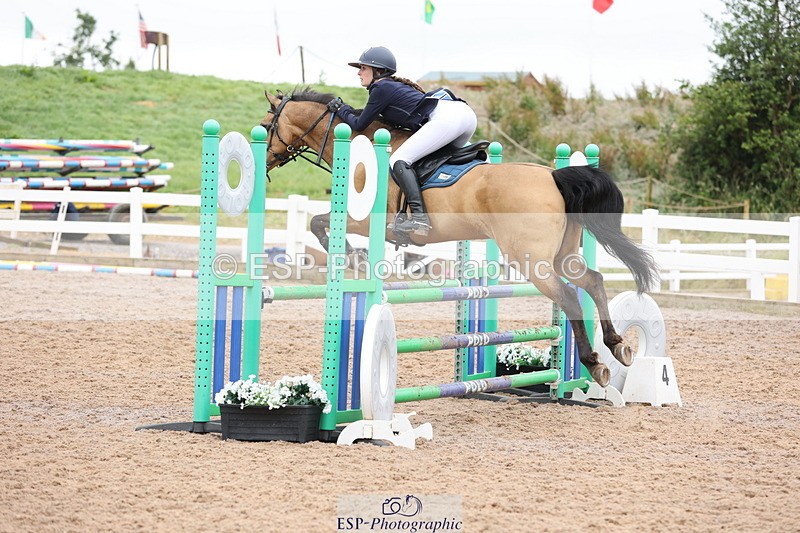 240630A-105303-12427 - Cls 31 Discovery and 90cm Open