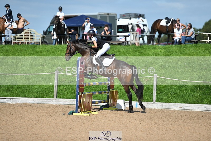 230903A-133030-04805 - Cls 15B U21 Intro 1m