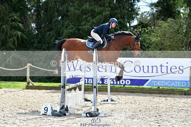 240324-122707-02556 - Cls 9 Snr 1.05m Open