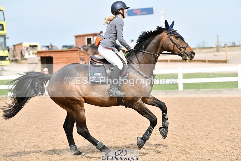 240511A-160303-14259 - Cls 25 British Novice and 90cm Open