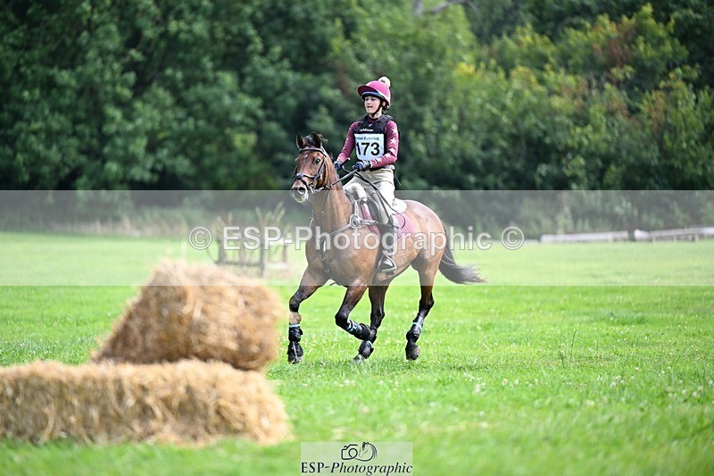 240803-145708-07683 - 173-Grace_Tucker-UPDOWN_DAI