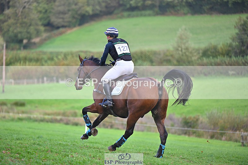 241025-122253-08218 - 127-Alexander.Bragg-STARSTRUCK.III