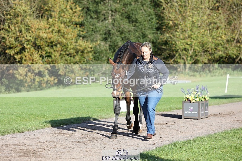 241027-094220-15452 - 413-Sophie.Westmore-CALCOURT.LEONARDO