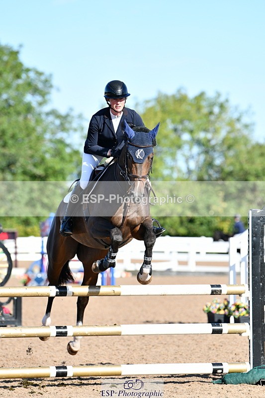 240913A-095246-03040 - Cls 20 Snr British Novice and 90cm Open