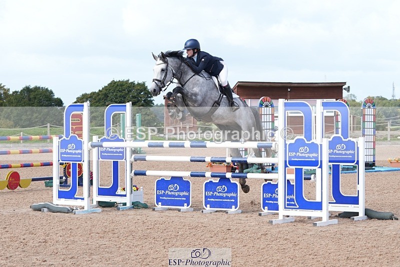 250913-115216-06759 - Cls 15 Snr Foxhunter