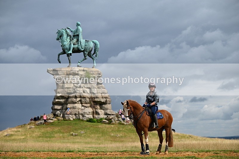 DSC_4625 - Time at Statue 11:10 to 11:42