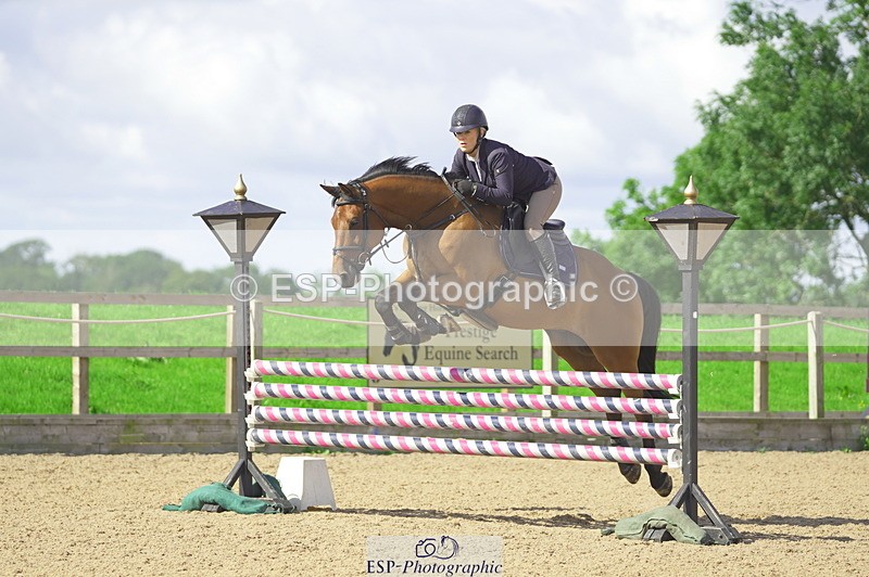 230806A-100446-00925 - Cls 12 Snr 1.05m