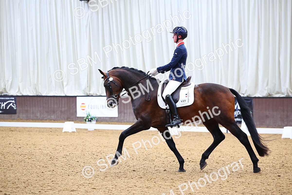 SBM_005300 - Class 5 - Novice 6 - 9.30-10.33