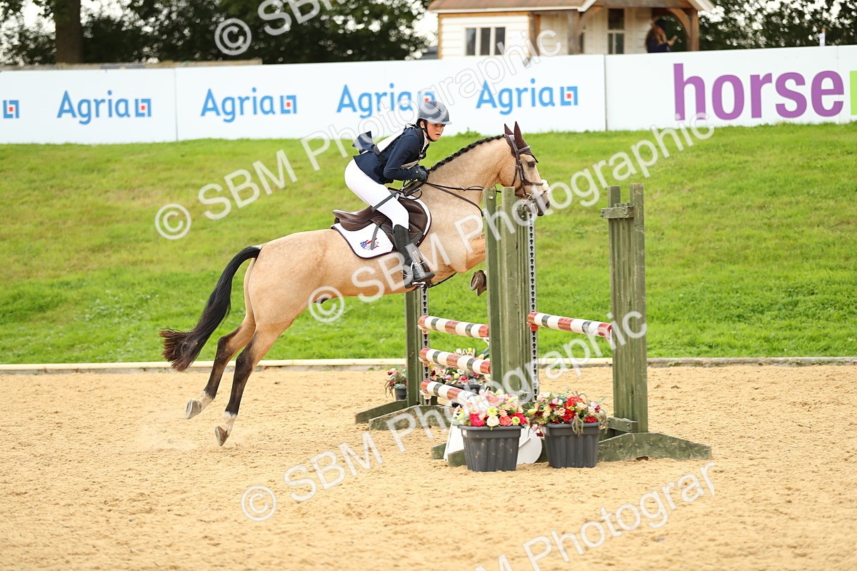SBM_75914 - J19 - Junior 90cm Supreme Championship