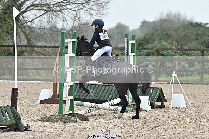 241110-101044-00203 - 40cm Showjumping