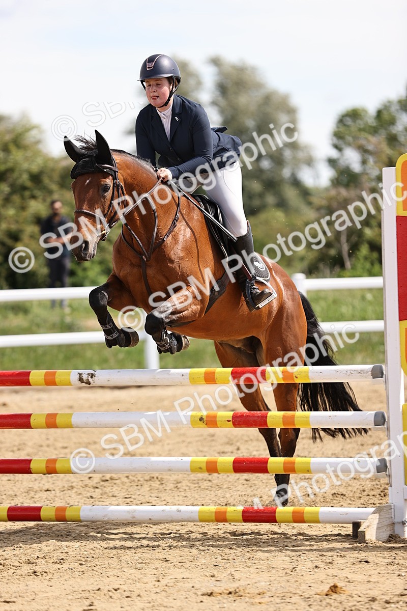 SBM_002290 - Class 9 - Senior British Novice - 90cm