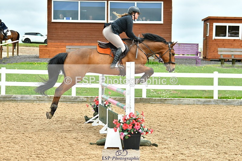 230507A-133057-08149 - Cls 43 1.05m Amateur Quali