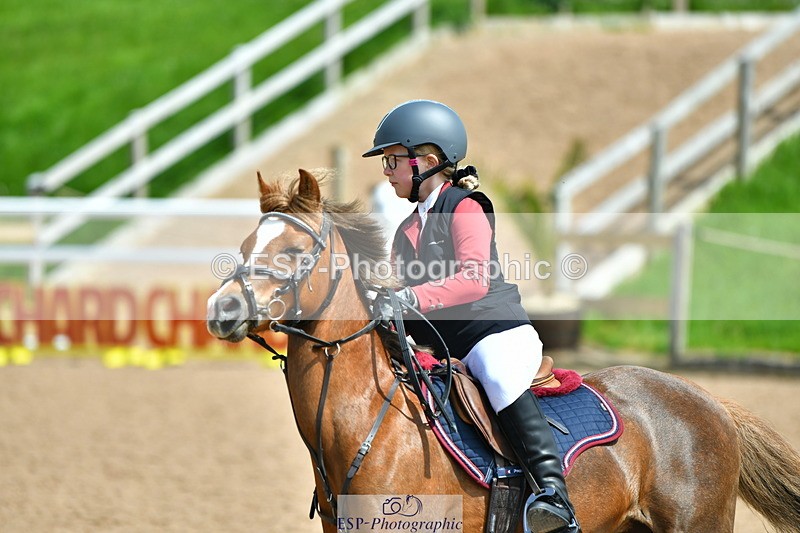 230513A-131215-01016 - Cls 34+35 Club 60cm