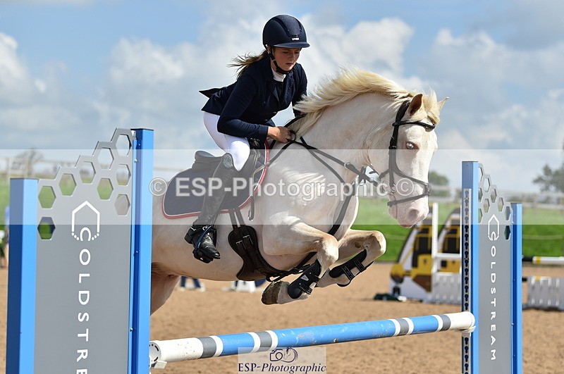 230902A-140158-01574 - Cls 3B Pony Medium 90cm