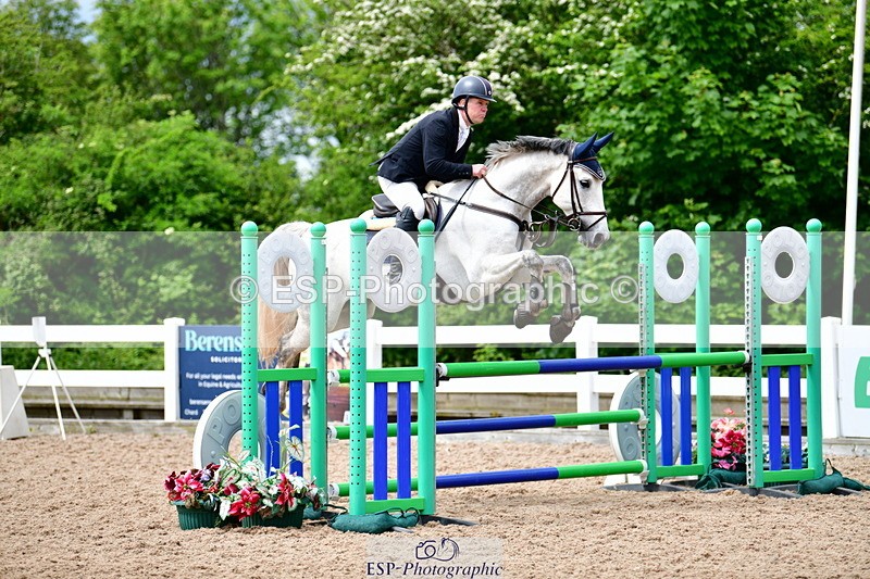 240524A-111205-02873 - Cls 23 Discovery and 1m Open