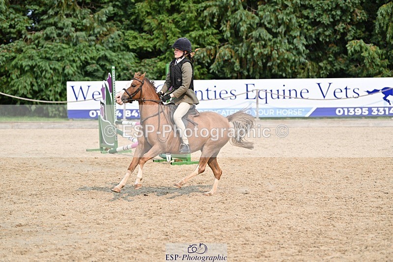 240818-161734-05382 - Cls 13 Pony Intro 70cm