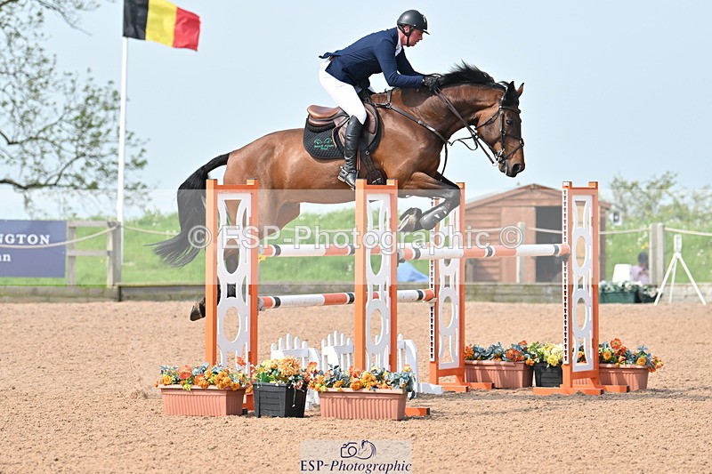 240512A-103140-17287 - Cls 48 National 1.30m Open