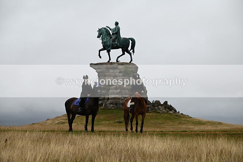 DSC_2137 - Time at Statue 12:13 to 12:32