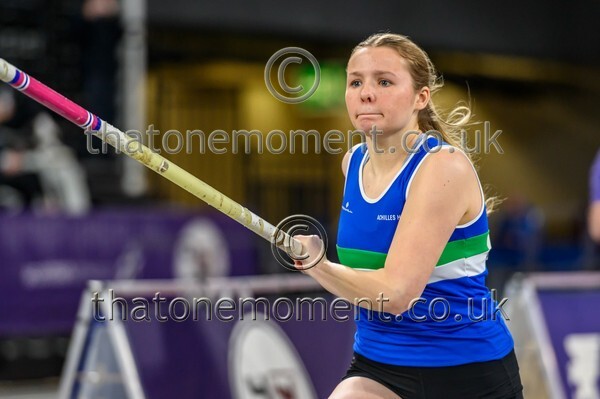 SenInd26-916550 - Field Female Set One