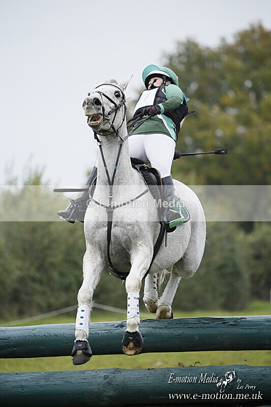 WWHT 181020 WWHT 181020 1543 - WWEC Intermediate Pairs (0.90m) 18/10/20