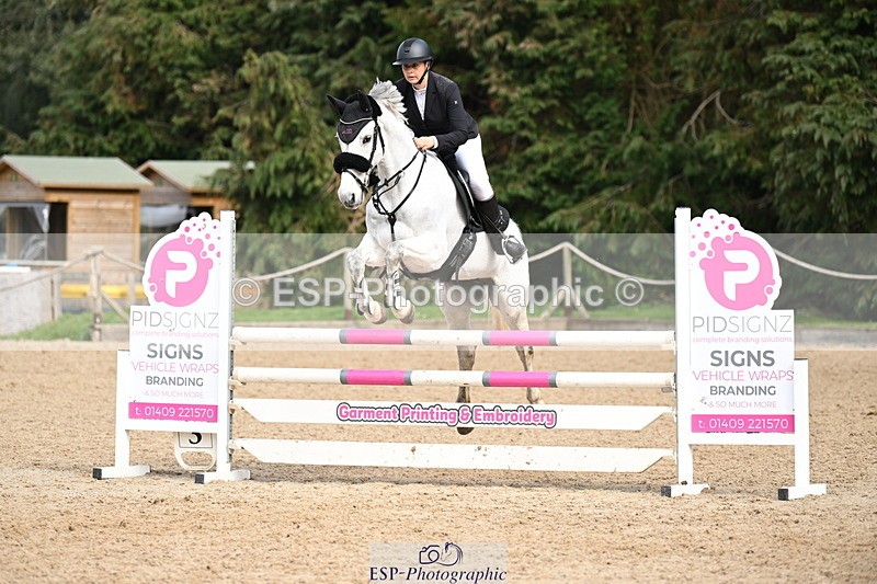 250322A-121600-02579 - Cls 19 Snr Disc & 1.00m Open