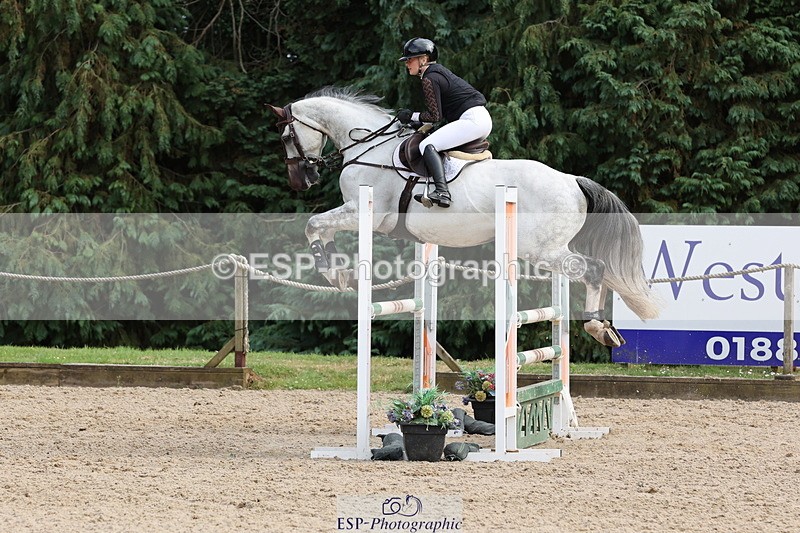 250703A-170003-06154 - Cls 10 1.05m Amateur Q and Open